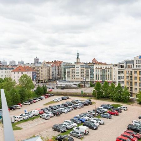 Apartemen studio 35 m² dengan 1 kamar mandi pribadi di Pusat Kota Poznan Bagian luar foto