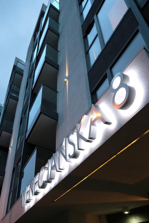 Apartemen studio 35 m² dengan 1 kamar mandi pribadi di Pusat Kota Poznan Bagian luar foto