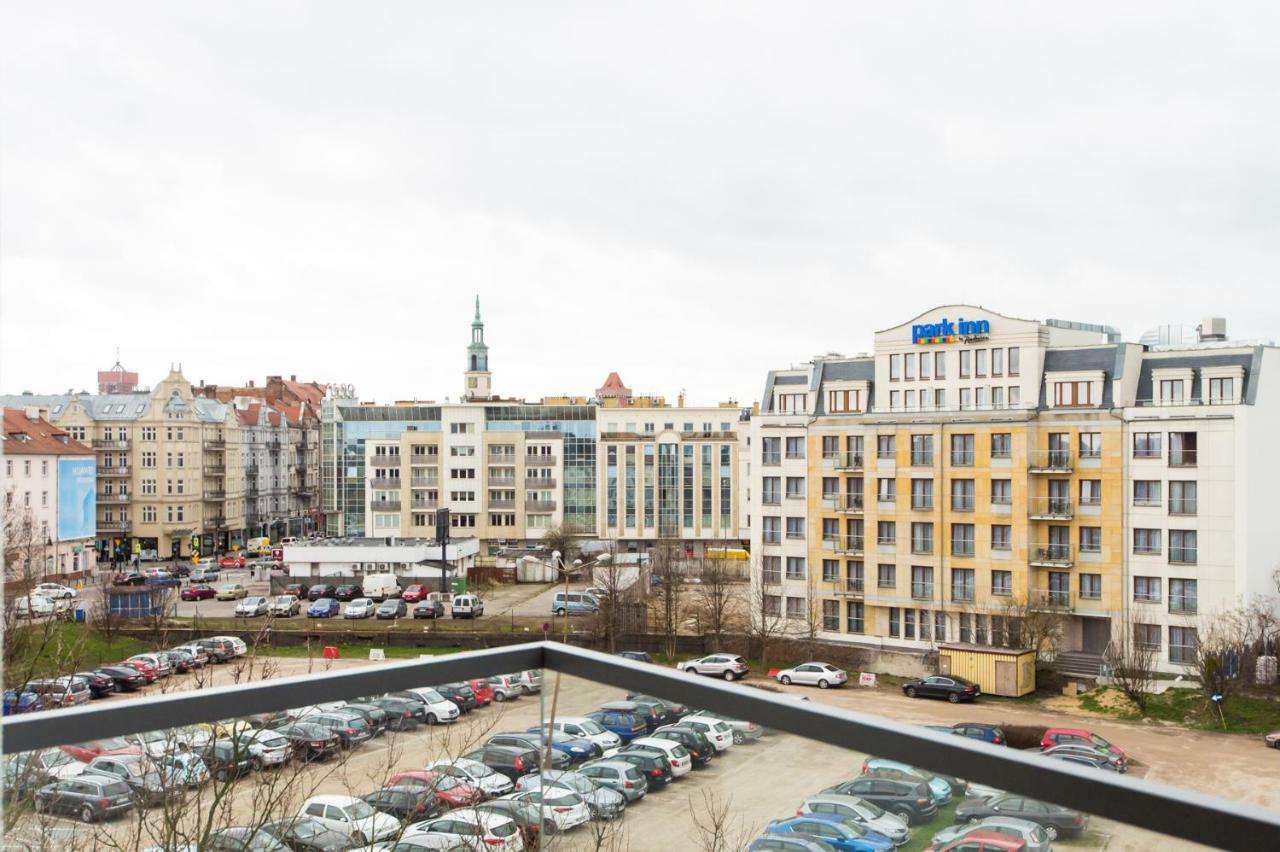 Apartemen studio 35 m² dengan 1 kamar mandi pribadi di Pusat Kota Poznan Bagian luar foto