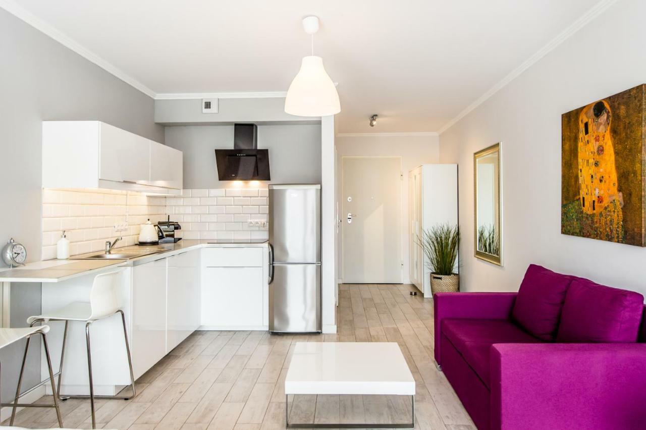 Apartemen studio 35 m² dengan 1 kamar mandi pribadi di Pusat Kota Poznan Bagian luar foto